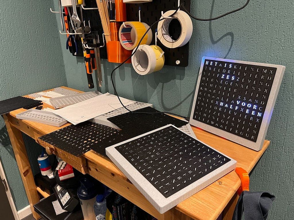 Creating a 3D-Printed Word Clock with Minute Accuracy